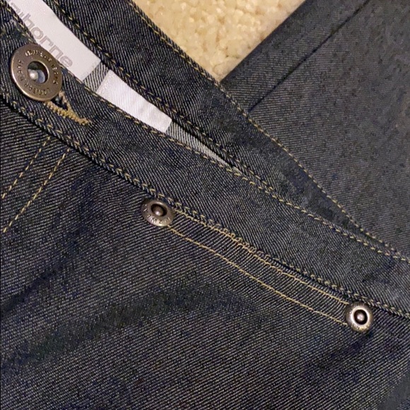 LizWear “Jeans” - Picture 5 of 16